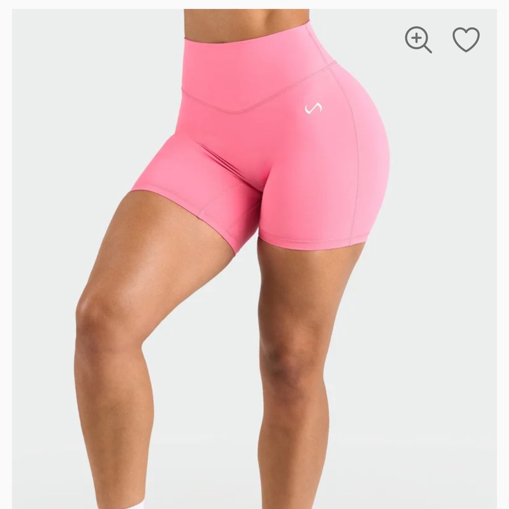Vibrant Pink Women's Bike Shorts